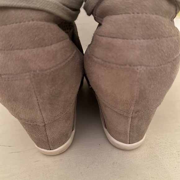 Ash Bowie Gray Suede Hidden Wedge Sneakers Side 40 - Picture 6 of 7